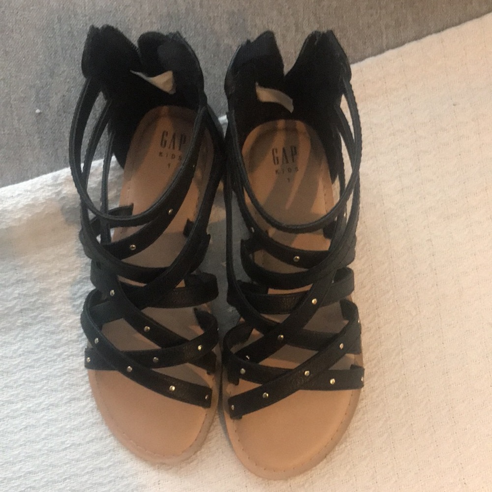 GAP GIRLS BLACK LEATHER STRAPPY SANDALS size 1 - Picture 3 of 8